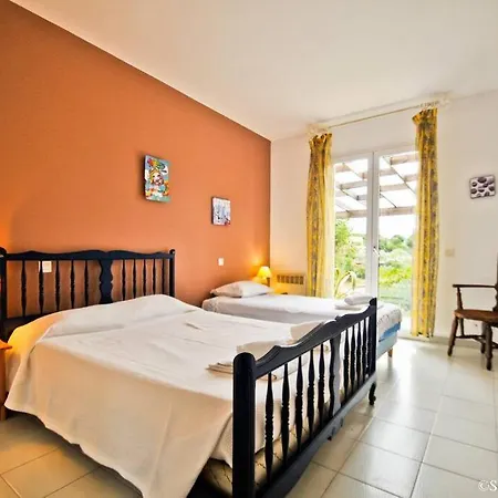 Belle Maison Avec Piscine A 8 Mn A Pieds De La ヴィラ サン・フロラン