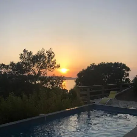 ヴィラ Belle Maison Avec Piscine A 8 Mn A Pieds De La *