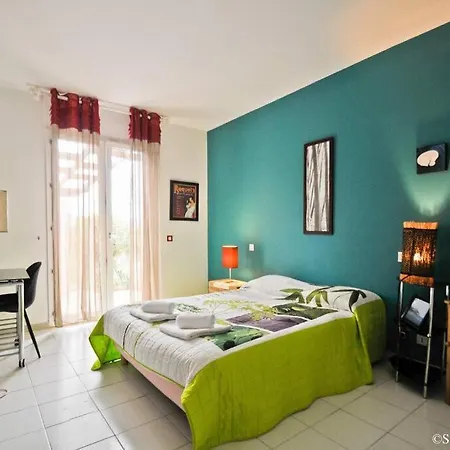 Villa Belle Maison Avec Piscine à 8 Mn à Pieds De La Saint-Florent (Corsica)